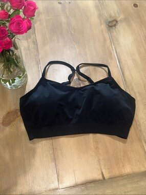 Athleta Black Cross-Back Sports Bralette